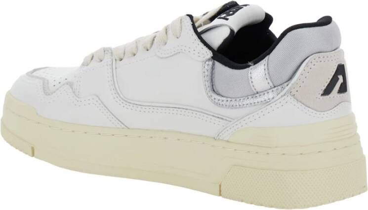 Autry Witte lage sneakers met logopatch White Dames