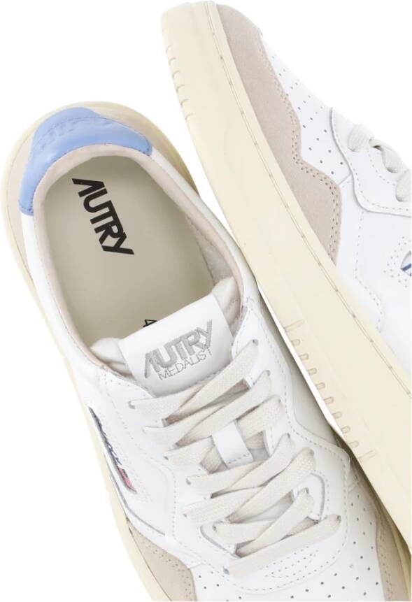 Autry Witte Leren Sneakers met Contrasterende Details
