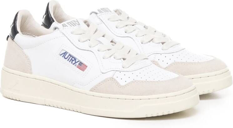 Autry Witte Leren Sneakers met Geperforeerde Neus Multicolor Heren