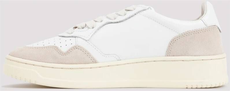 Autry Witte Leren Sneakers Met Geperforeerde Neus White Dames