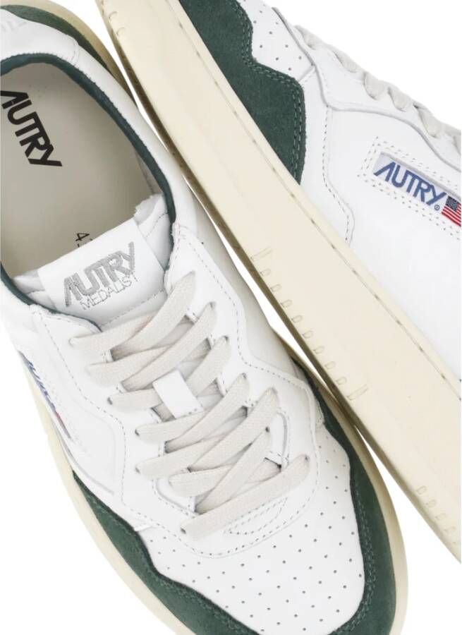 Autry Witte leren sneakers met groene accenten