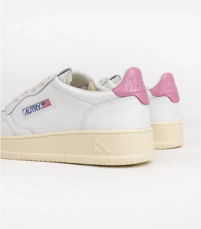 Autry Witte Leren Sneakers met Roze Details White Dames