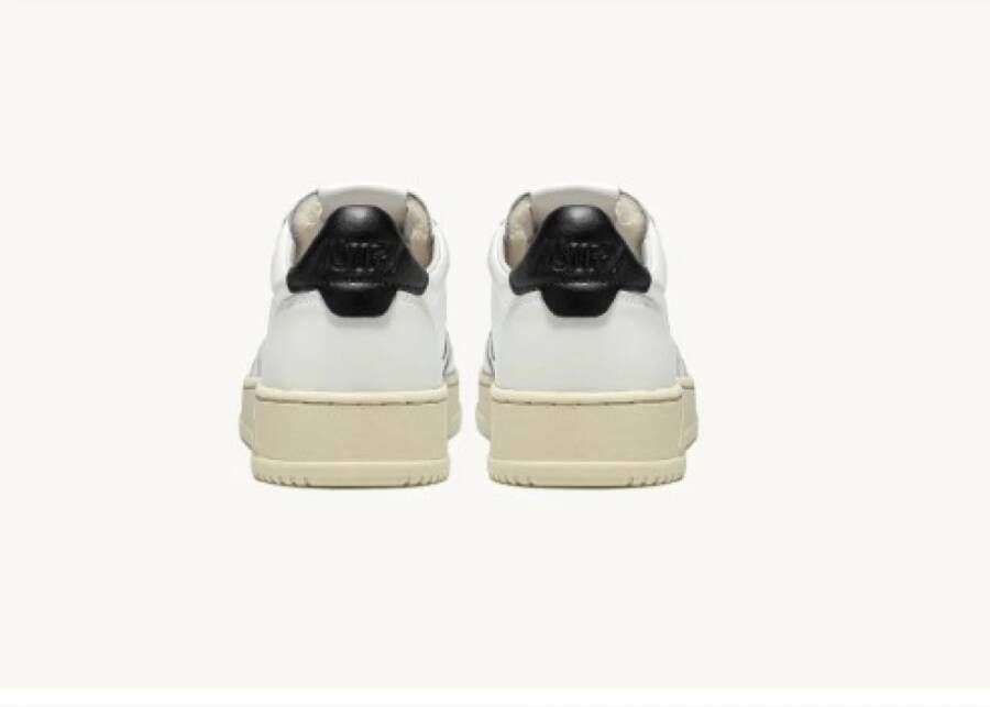 Autry Witte leren sneakers met zwarte hiel White Dames