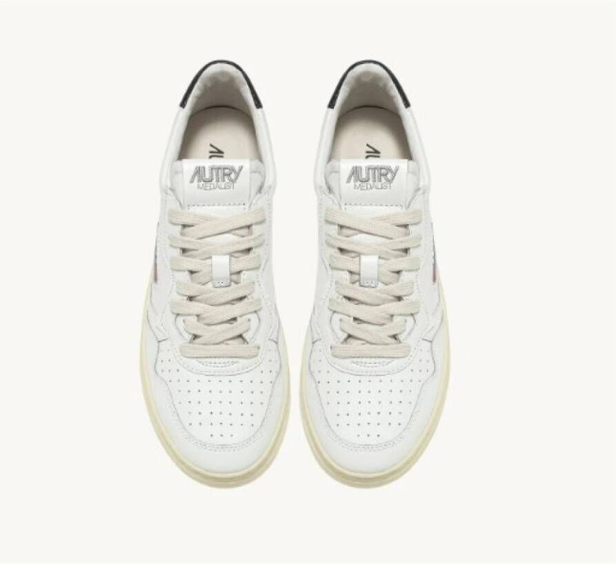 Autry Witte leren sneakers met zwarte hiel White Dames
