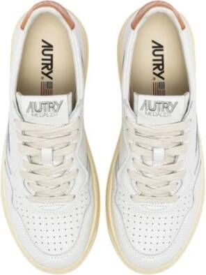 Autry Witte Sandstorm Sneakers met Gewatteerde Kraag