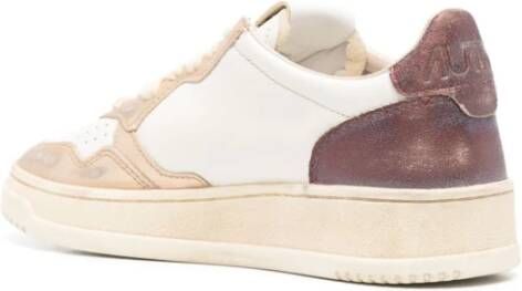 Autry Witte Sneakers met Logo Applicatie White Dames
