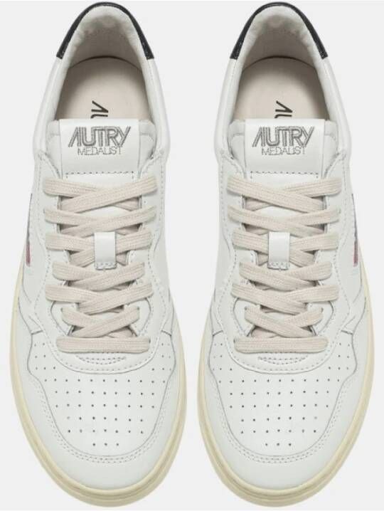 Autry Witte Sneakers met Zwarte Hiel White Dames