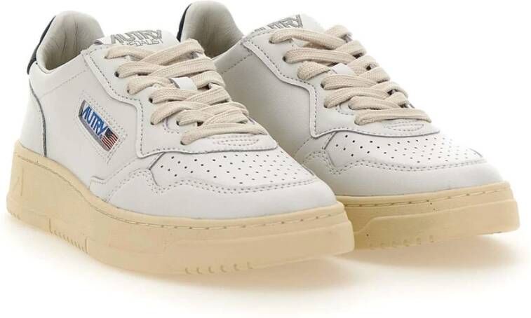 Autry Witte Sneakers voor Vrouwen Wit Dames