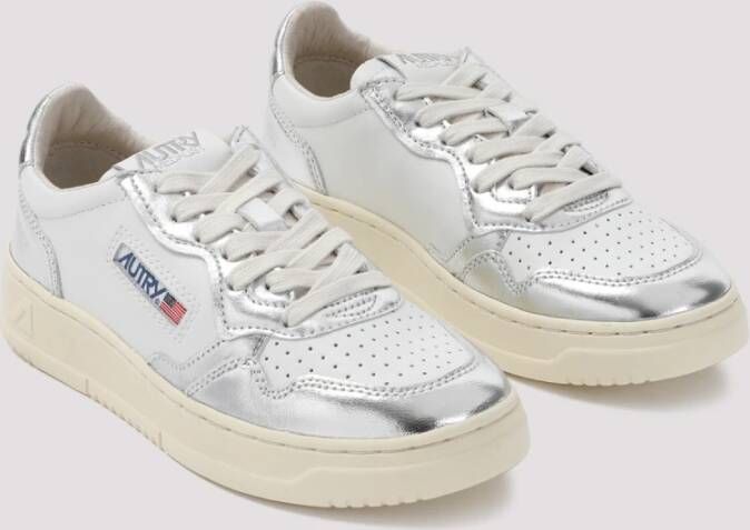 Autry Witte Zilveren Leren Sneakers White Dames