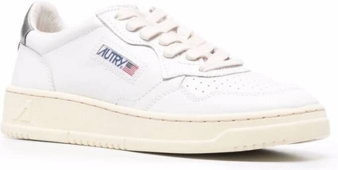 Autry "Witte Medalist Leren Sneakers" Sneakers Witte Zilveren Schoenen Witte Zilveren Dames Leren Sneakers White Multicolor Dames