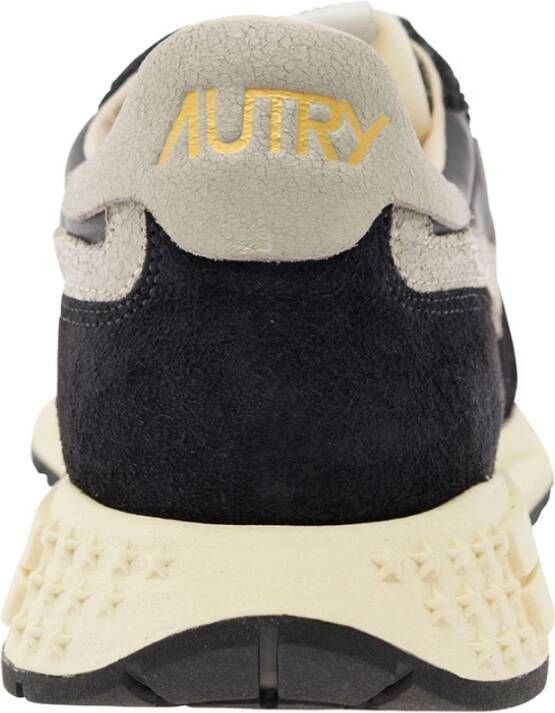 Autry Zwarte Suède Lage Sneakers met Logodetail