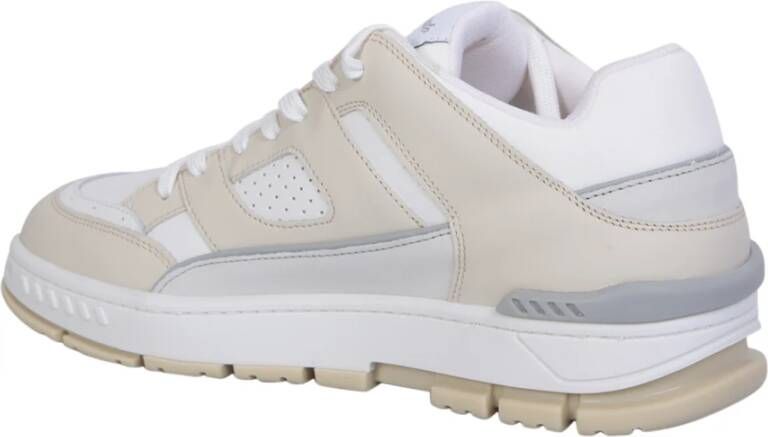 Axel Arigato Gouden Logo Sneakers met Voorsluiting Beige Heren