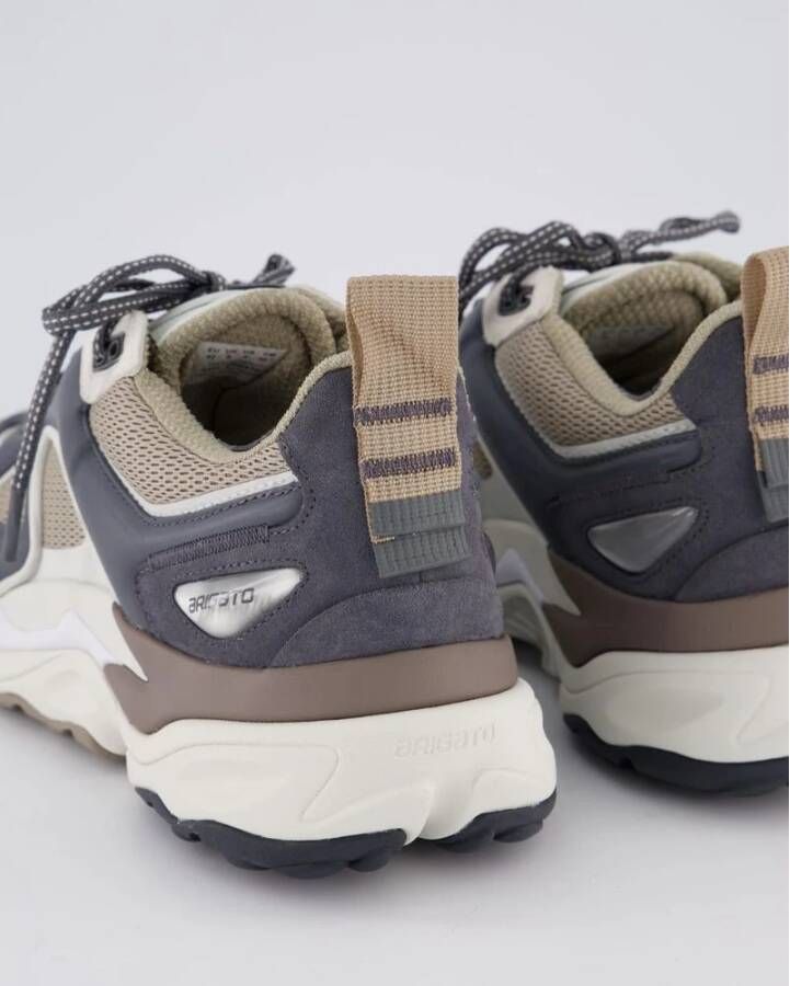 Axel Arigato Satellite Runner Sneakers Wit Beige