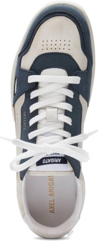 Axel Arigato Sneakers met leer en suède