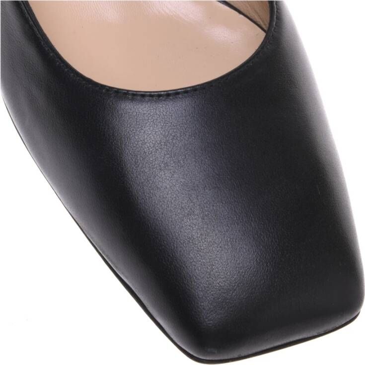 Baldinini Black leather and nude patent leather court shoe