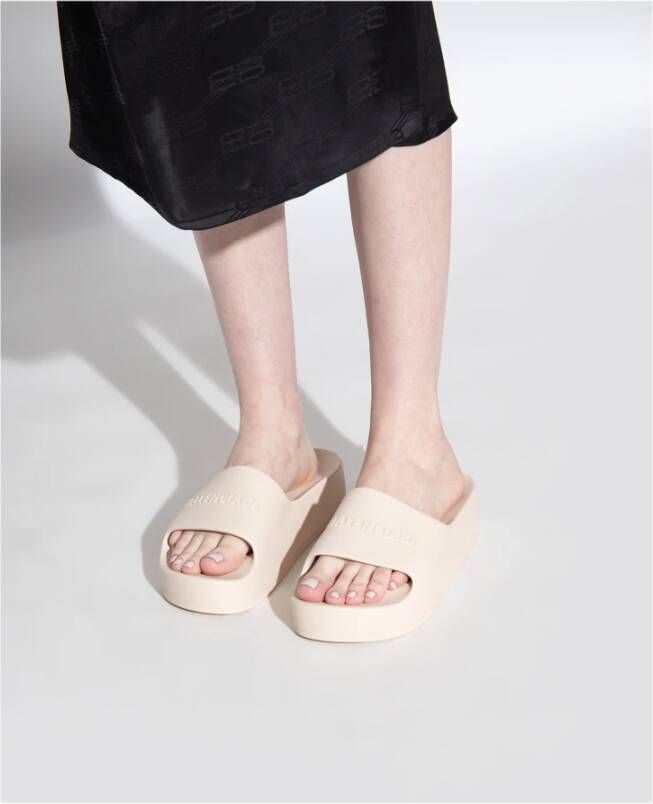 Balenciaga Sliders Beige Dames