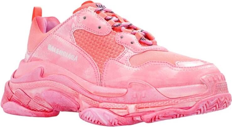 Balenciaga Triple S Sneakers in Roze Dames