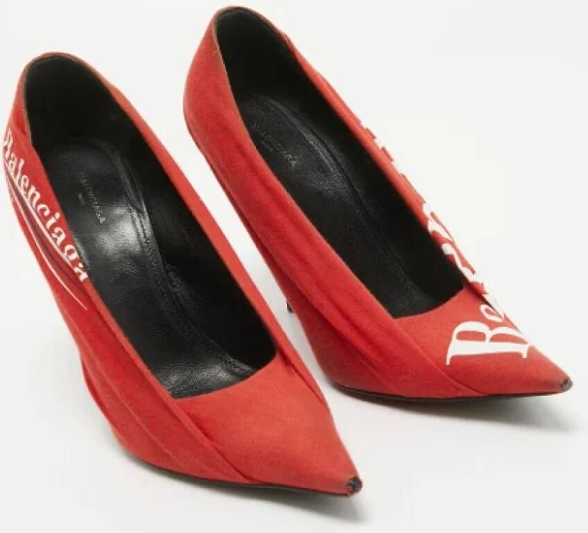Balenciaga Vintage Pre-owned Fabric heels Red Dames