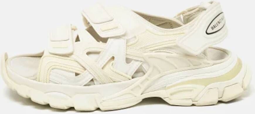 Balenciaga Vintage Pre-owned Fabric sandals Beige Heren