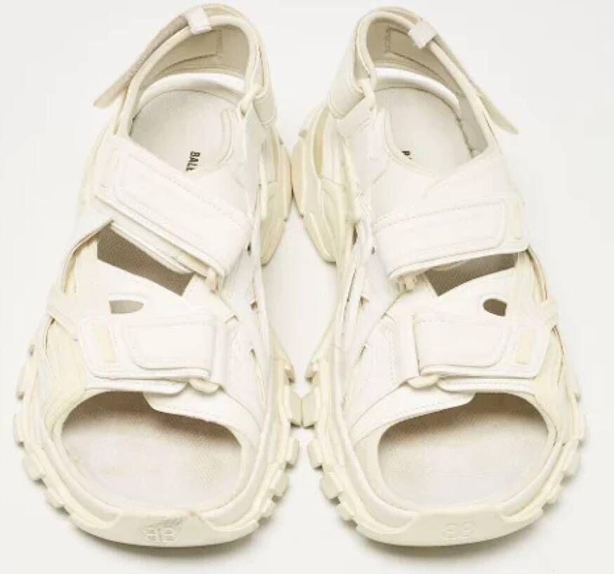Balenciaga Vintage Pre-owned Fabric sandals Beige Heren