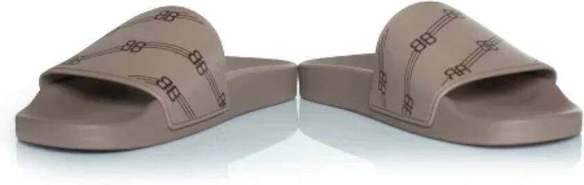 Balenciaga Vintage Pre-owned Fabric sandals Brown Dames