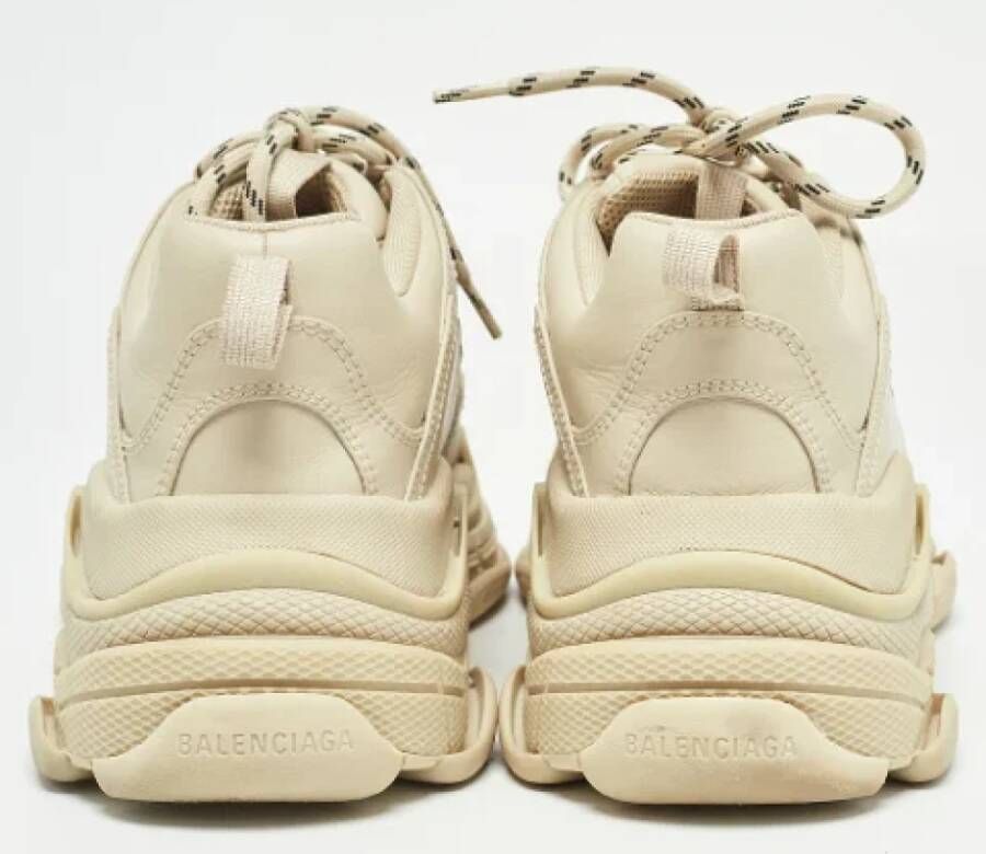 Balenciaga Vintage Pre-owned Fabric sneakers Beige Dames