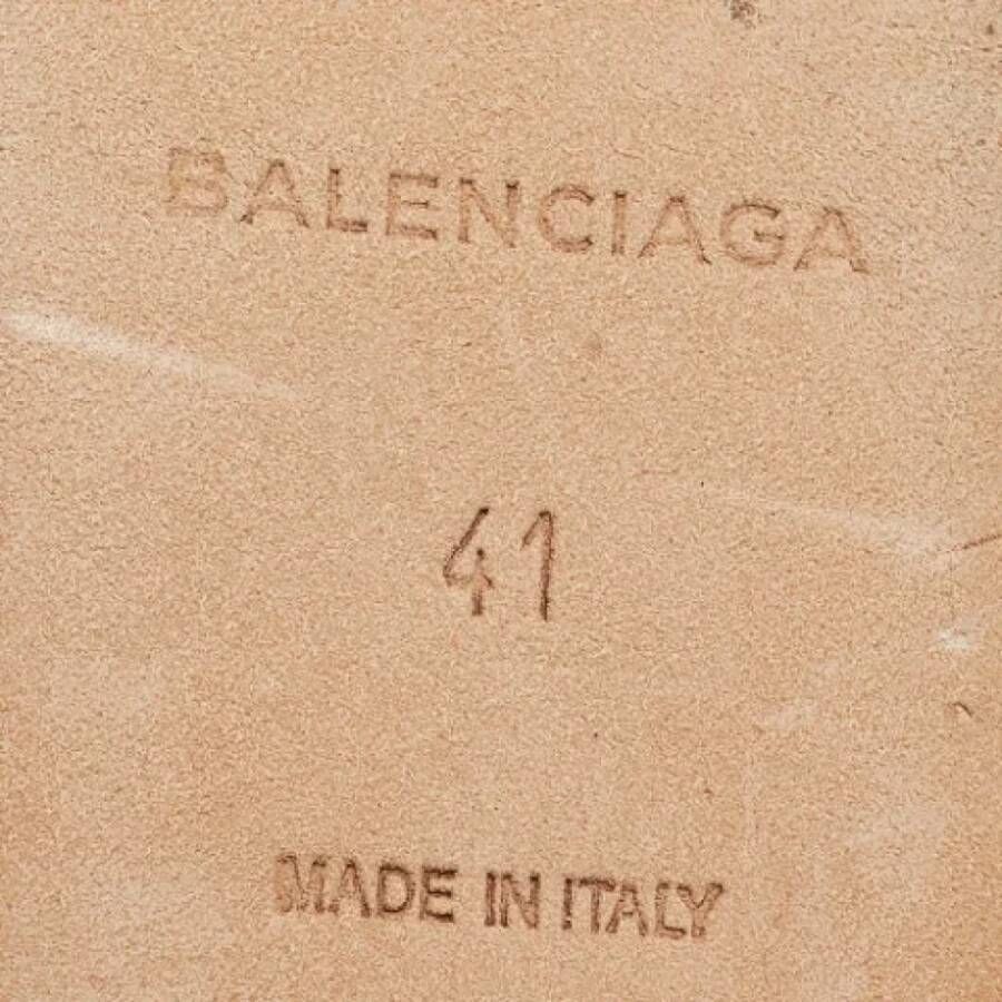 Balenciaga Vintage Pre-owned Leather flats Beige Dames