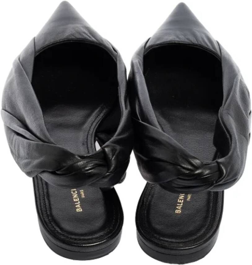 Balenciaga Vintage Pre-owned Leather flats Black Dames
