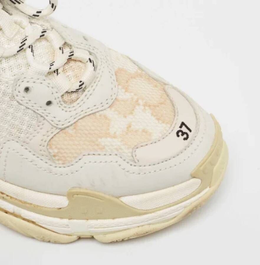 Balenciaga Vintage Pre-owned Mesh sneakers Gray Dames