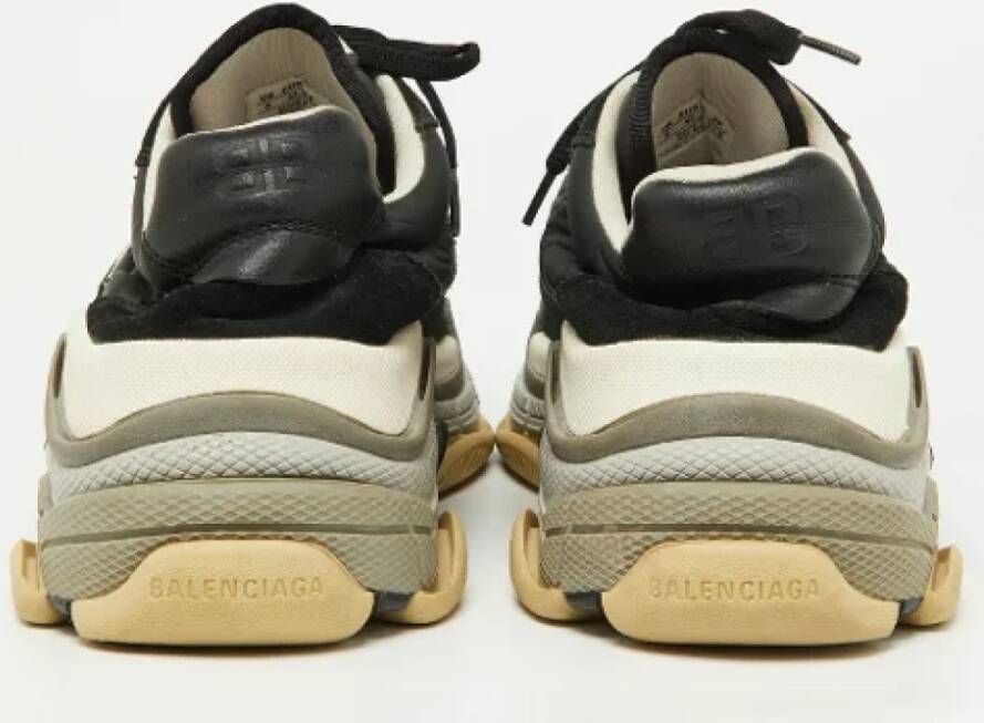 Balenciaga Vintage Pre-owned Nylon sneakers Black Heren