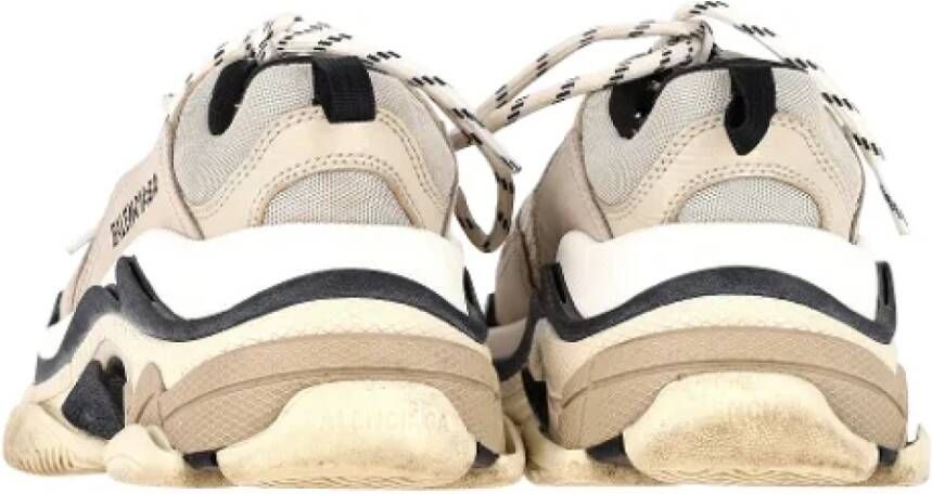 Balenciaga Vintage Pre-owned Polyester sneakers Beige Dames