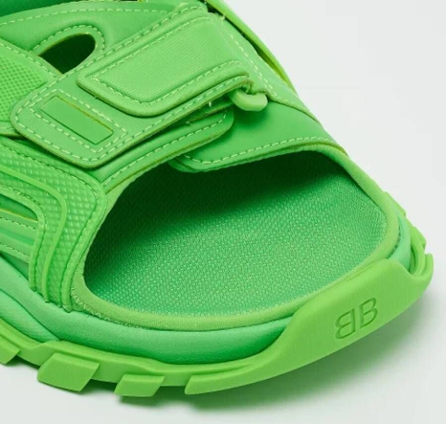 Balenciaga Vintage Pre-owned Rubber sandals Green Heren
