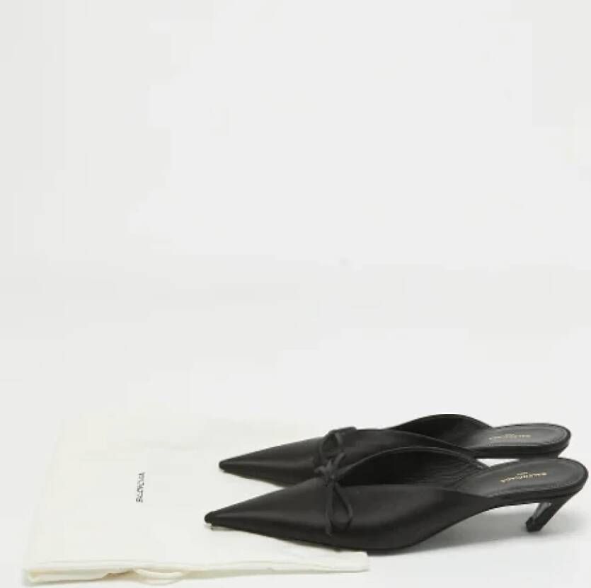 Balenciaga Vintage Pre-owned Satin heels Black Dames