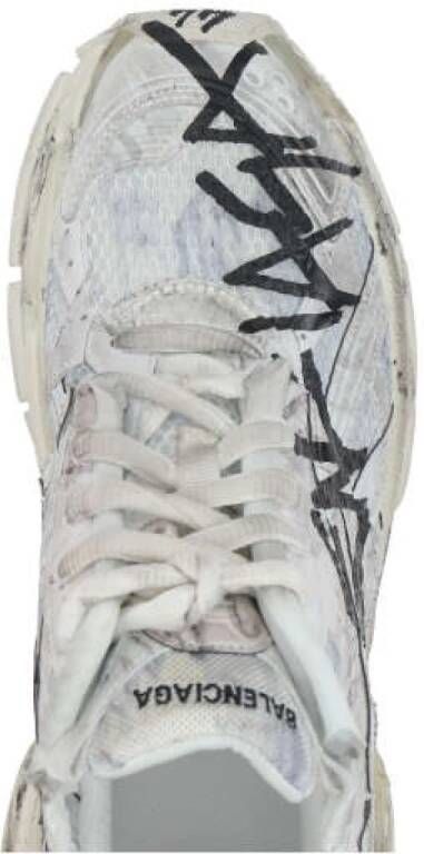 Balenciaga Witte Mesh Low-Top Sneakers met Graffiti Print Multicolor Heren
