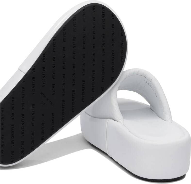 Balenciaga Witte Sandalen met Plateauzool