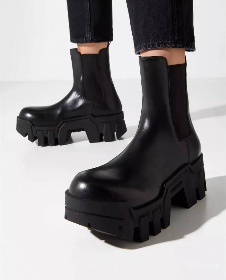 Balenciaga Zwarte Chelsea-laarzen met dikke zool