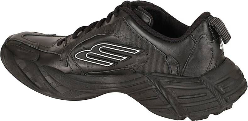 Balenciaga Zwarte leren sneakers met sportspictogram