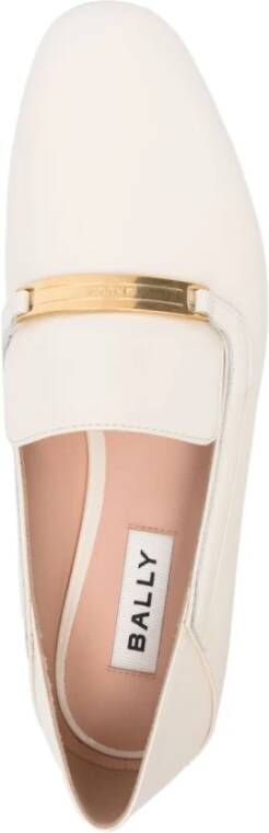 Bally Amandel Beige Gestapelde Hak Platte Schoenen