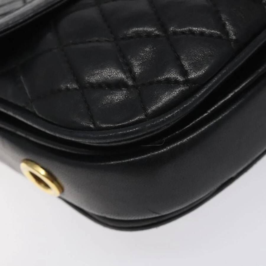 Bally Pre-owned Tweedehands Gewatteerde Leren Schoudertas met Kettingriem en Draaislot