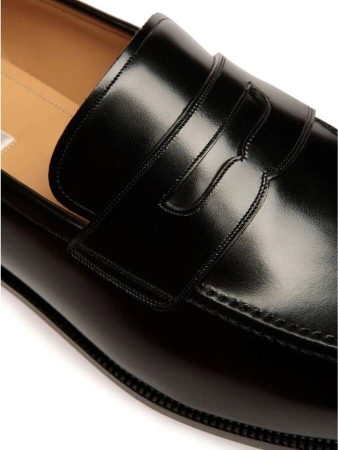 Bally Zwarte leren platte schoenen