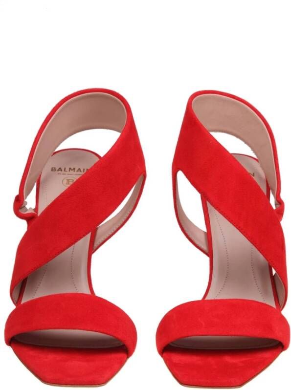 Balmain Rode Suède Sandalen met Vierkante Neus Red Dames