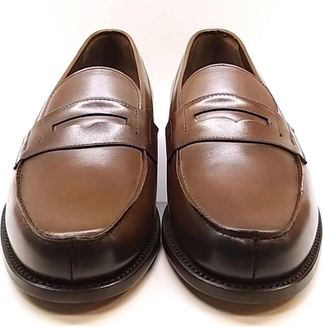 Berwick Bruine Kalfleren Loafer met Penny Strap Brown Heren