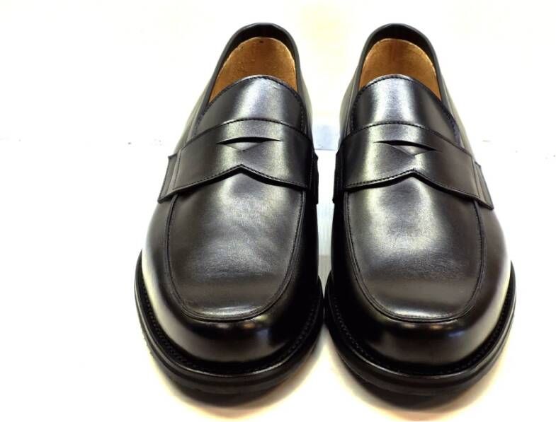 Berwick Klassieke Zwarte Mocassin met Lederen Details Black Heren