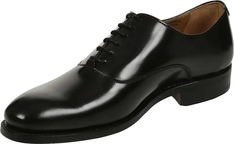 Berwick Zwarte leren mocassin met vetersluiting Black Heren