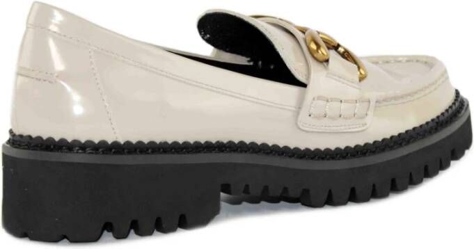 Bibi Lou Beige Lakleren Loafer