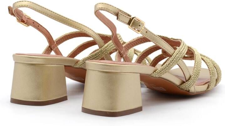 Bibi Lou Gouden leren sandalen met geweven achterkant