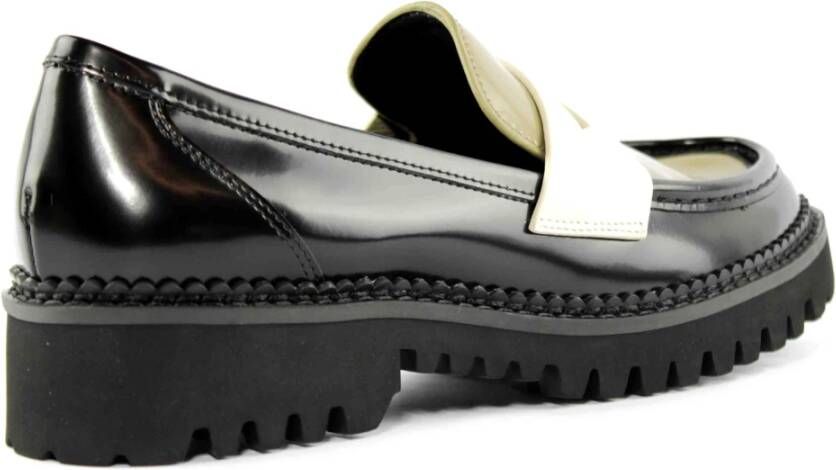 Bibi Lou Leren Loafer met Laklaag