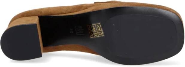Bibi Lou Suède Loafer met Decoratieve Metalen Gesp