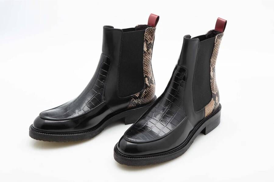 Billi Bi Handgemaakte Enkellaarsjes van Slangenleer Rood Black Dames