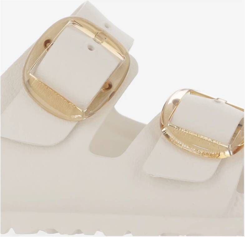 Birkenstock Witte rubberen sandalen met oversized gesp